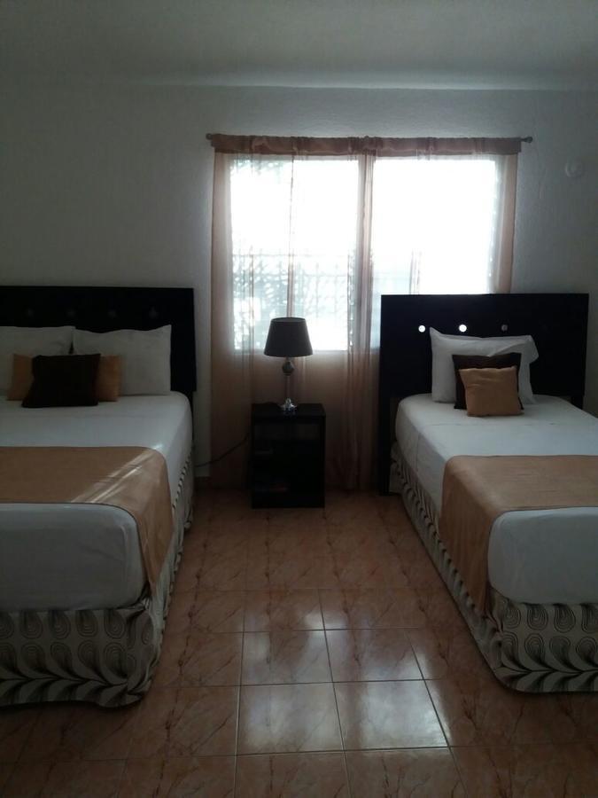 Room In Cancun Stadium Eksteriør billede